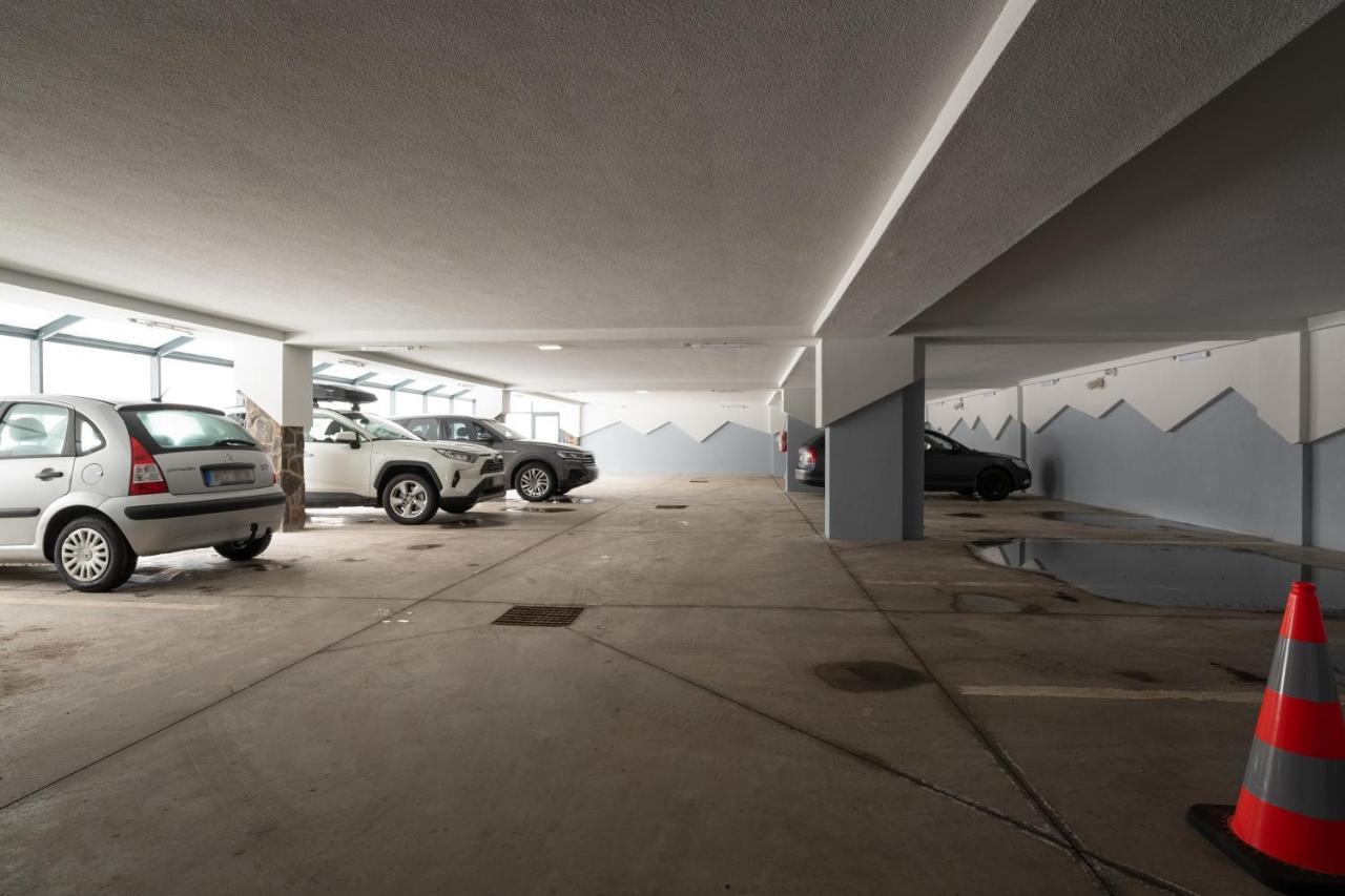 Apartment Yolo - 4 Person - Garage Parking - Ski In Ski Out Belá Exterior photo